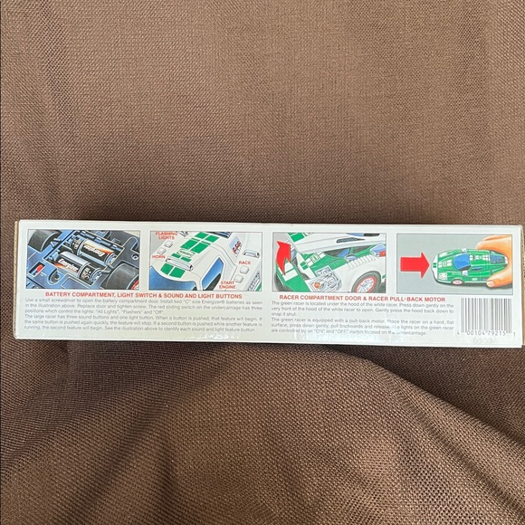 2009 NIB Hess Race Car and Racer Set - Picture 2 of 4